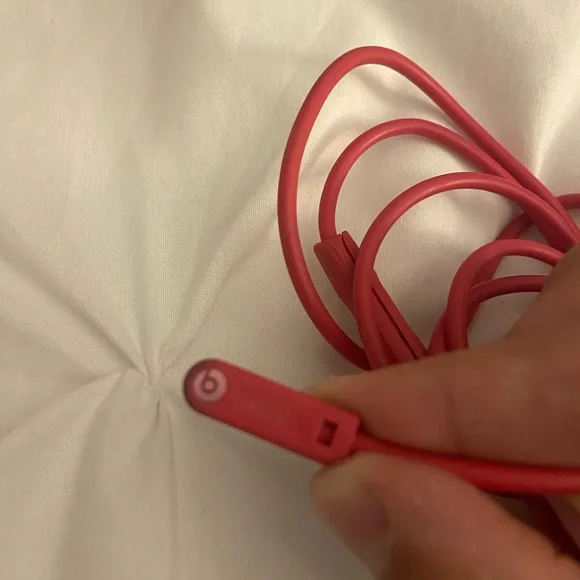 Pink Beats Wired Headphones Like-New Conditon